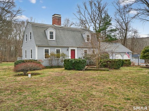 24 Saunders Hollow, Old Lyme, CT 06371