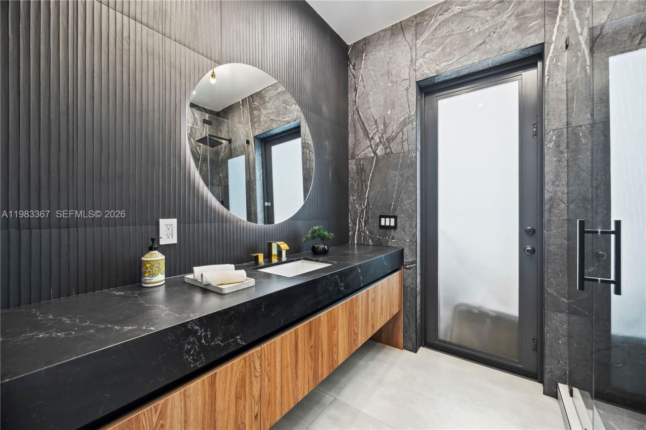 2613 Center Ave, Fort Lauderdale, FL 33308 Photo