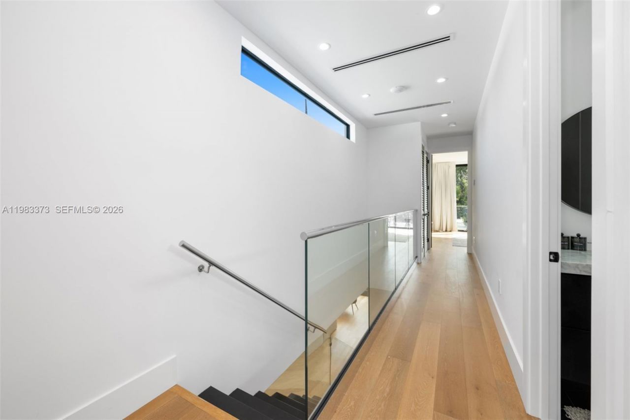 80 NW 45th St, Miami, FL 33127 Photo