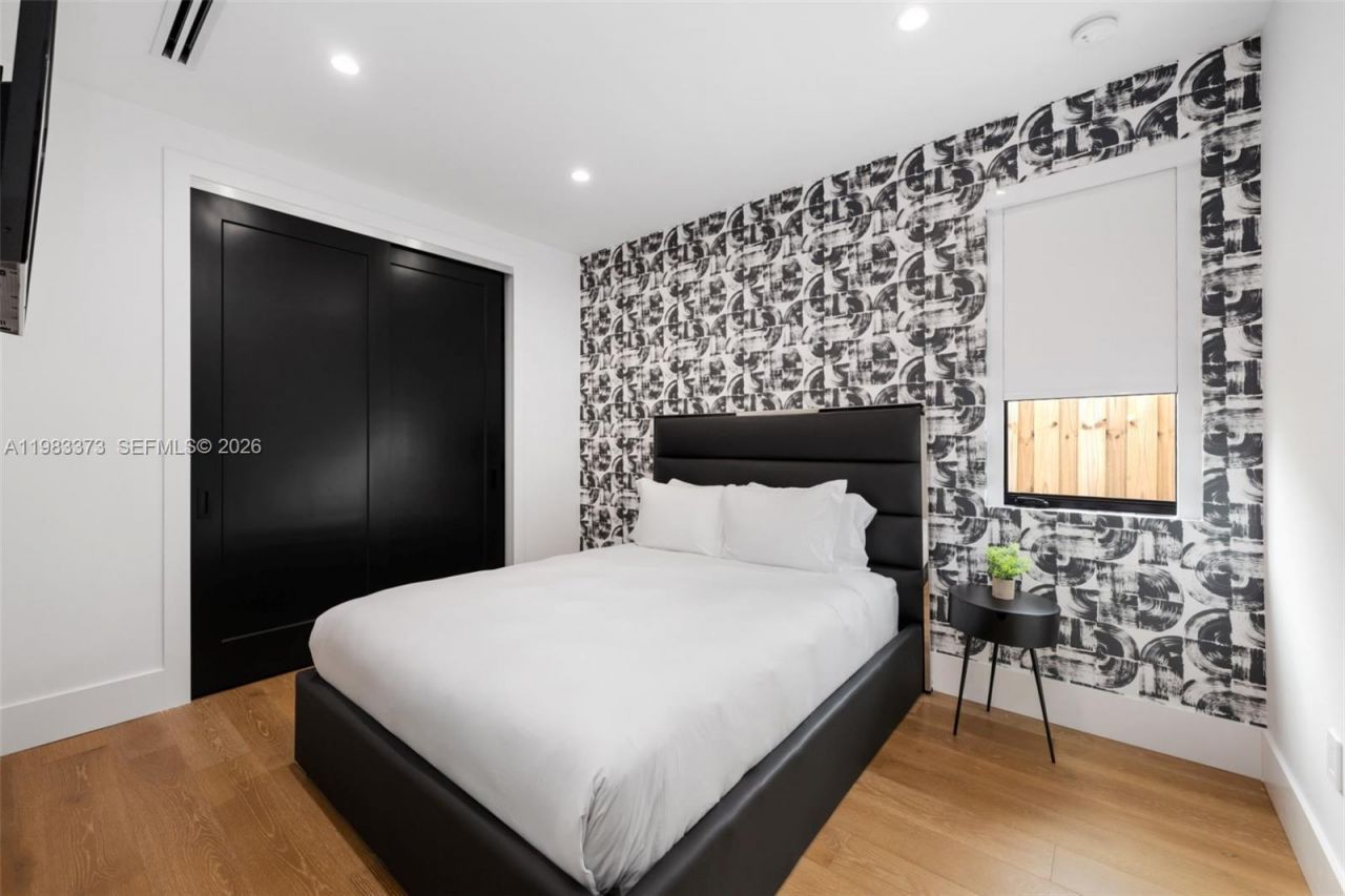 80 NW 45th St, Miami, FL 33127 Photo