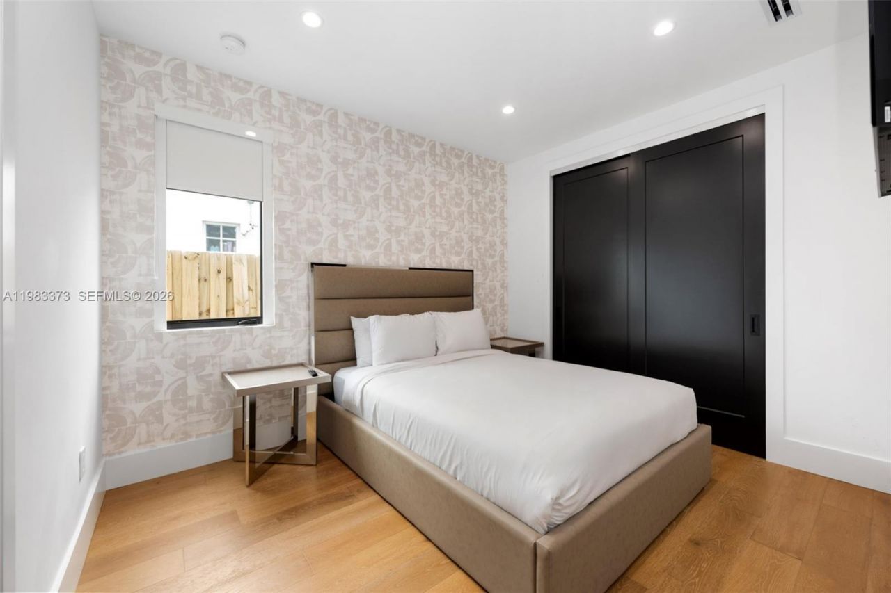 80 NW 45th St, Miami, FL 33127 Photo