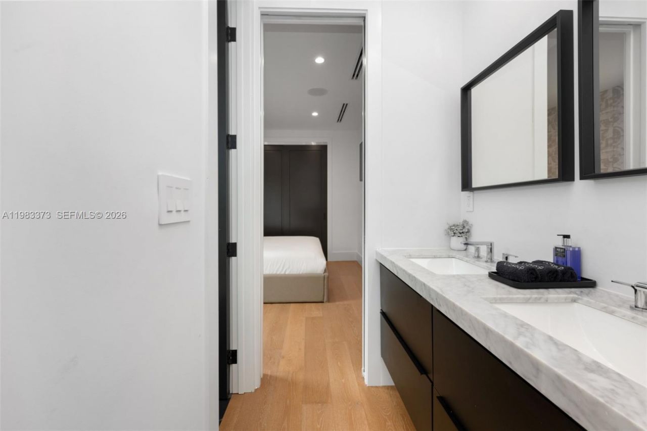 80 NW 45th St, Miami, FL 33127 Photo