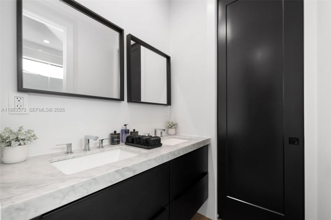 80 NW 45th St, Miami, FL 33127 Photo