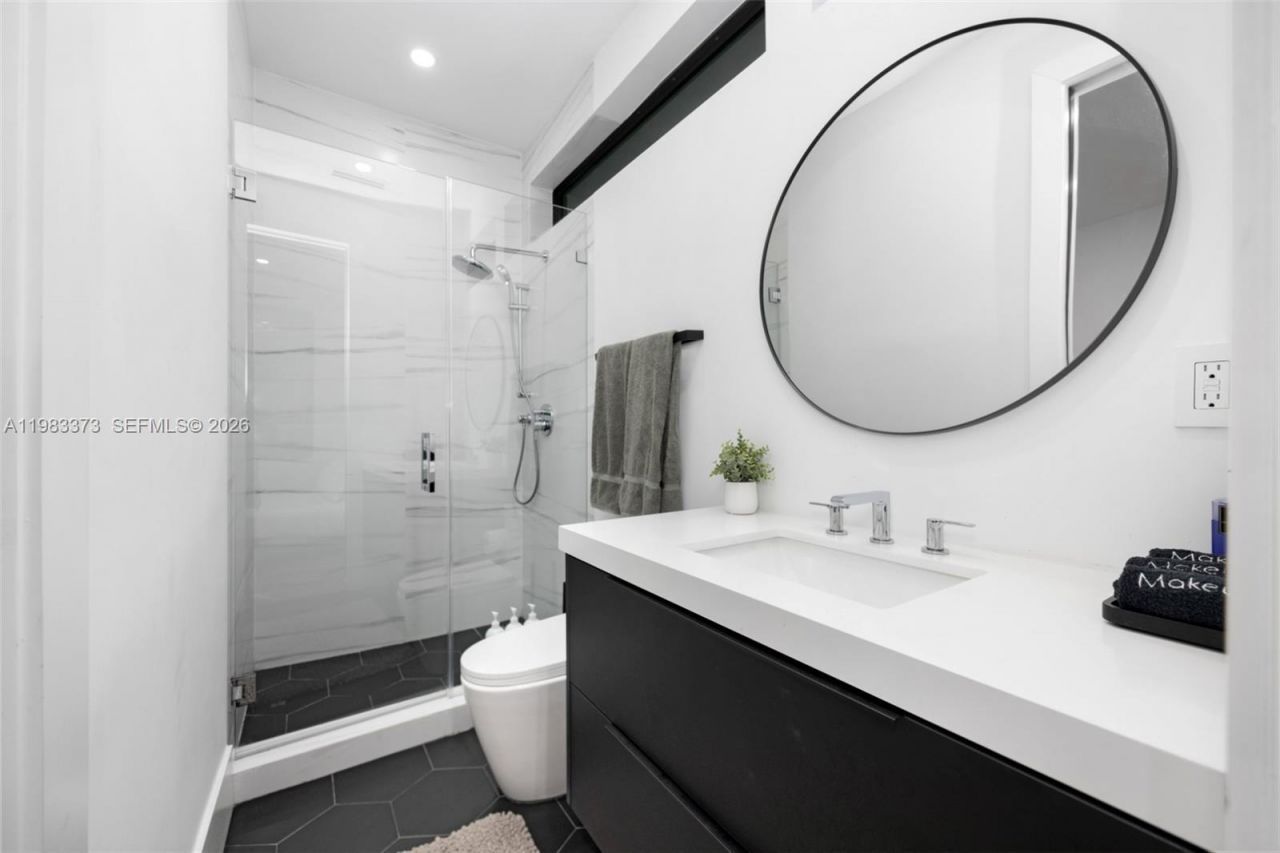 80 NW 45th St, Miami, FL 33127 Photo