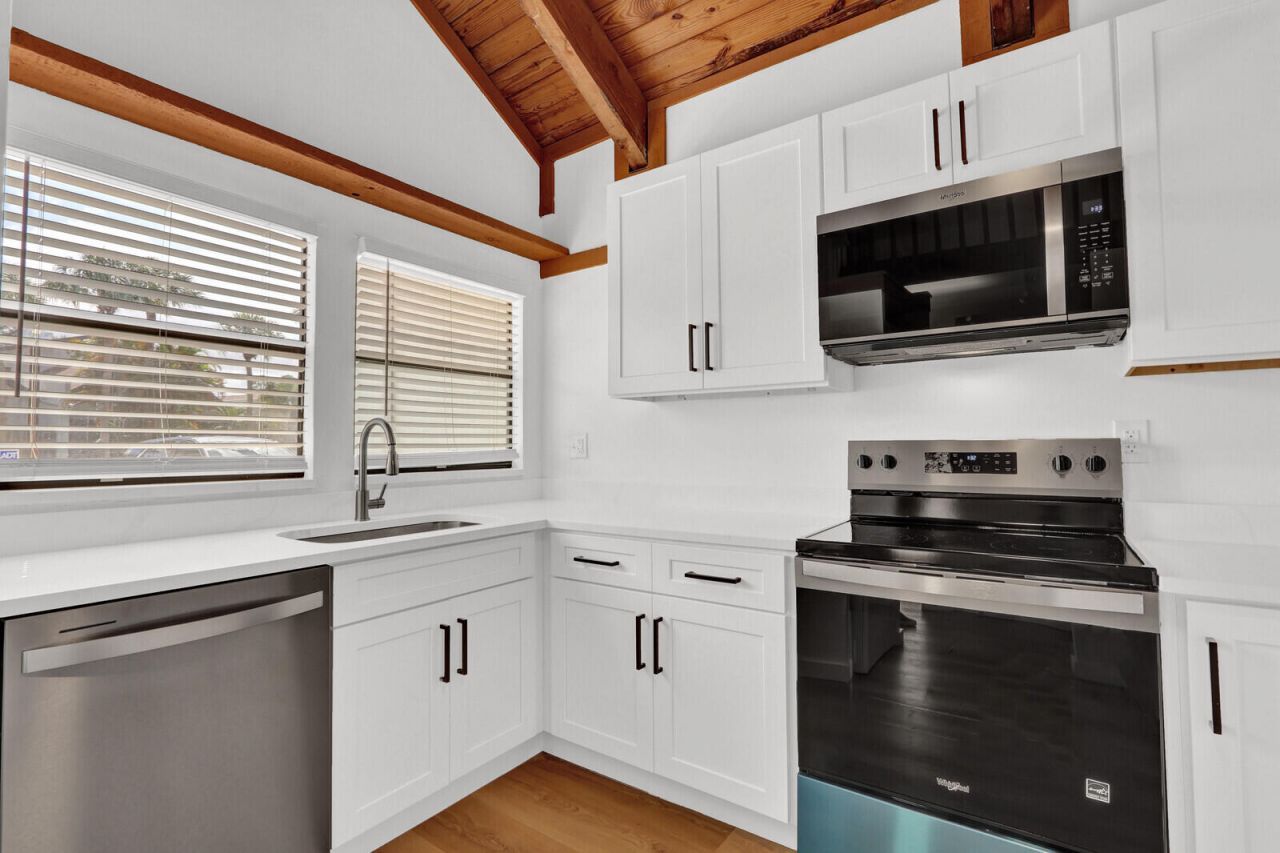 100 Sparrow Drive, Unit 20, Royal Palm Beach, FL 33411 Photo