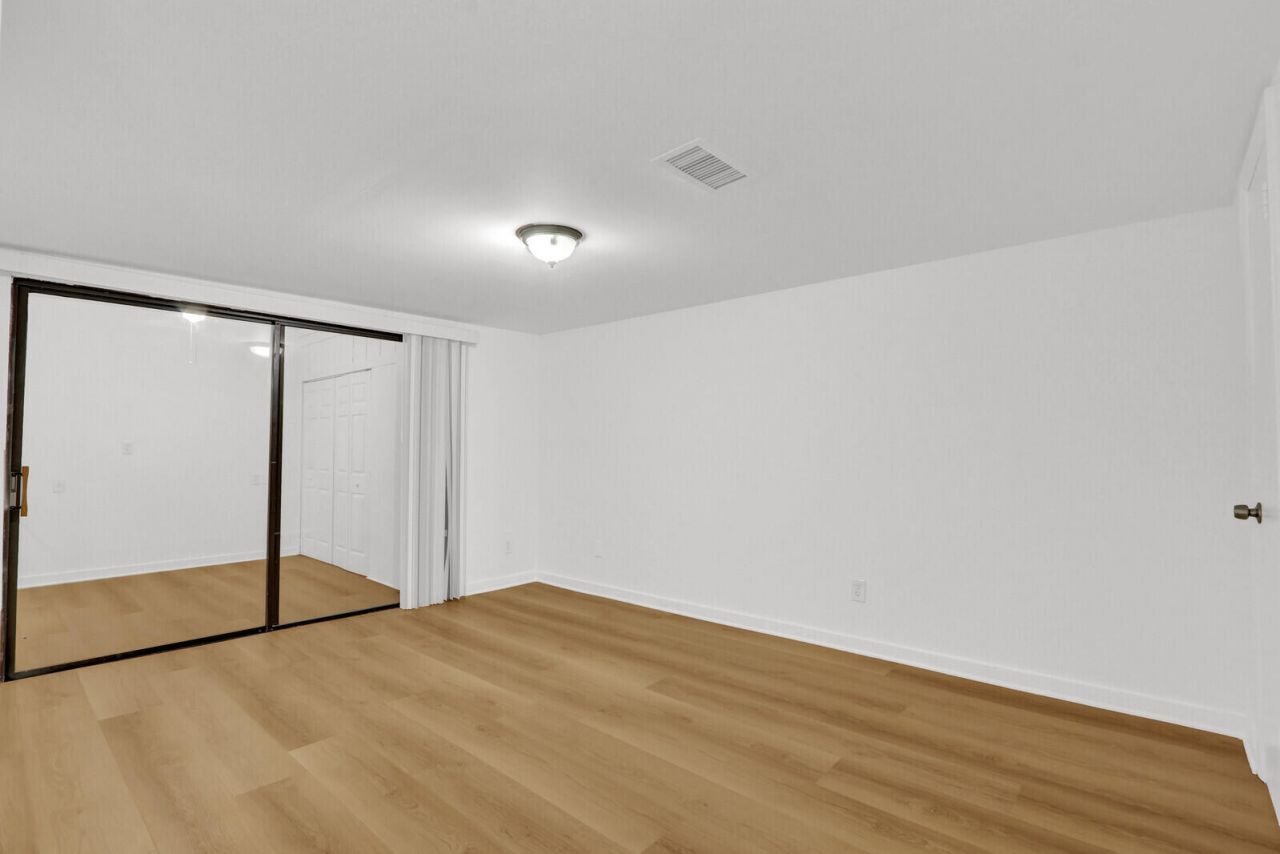 100 Sparrow Drive, Unit 20, Royal Palm Beach, FL 33411 Photo