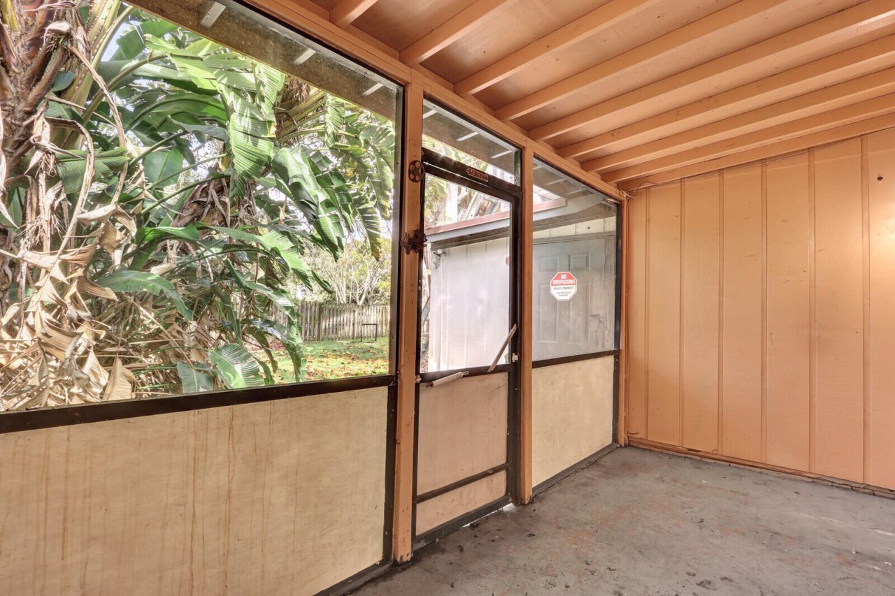 100 Sparrow Drive, Unit 20, Royal Palm Beach, FL 33411 Photo