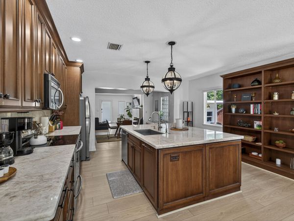 510 NE 8th Avenue, Fort Lauderdale, FL 33301