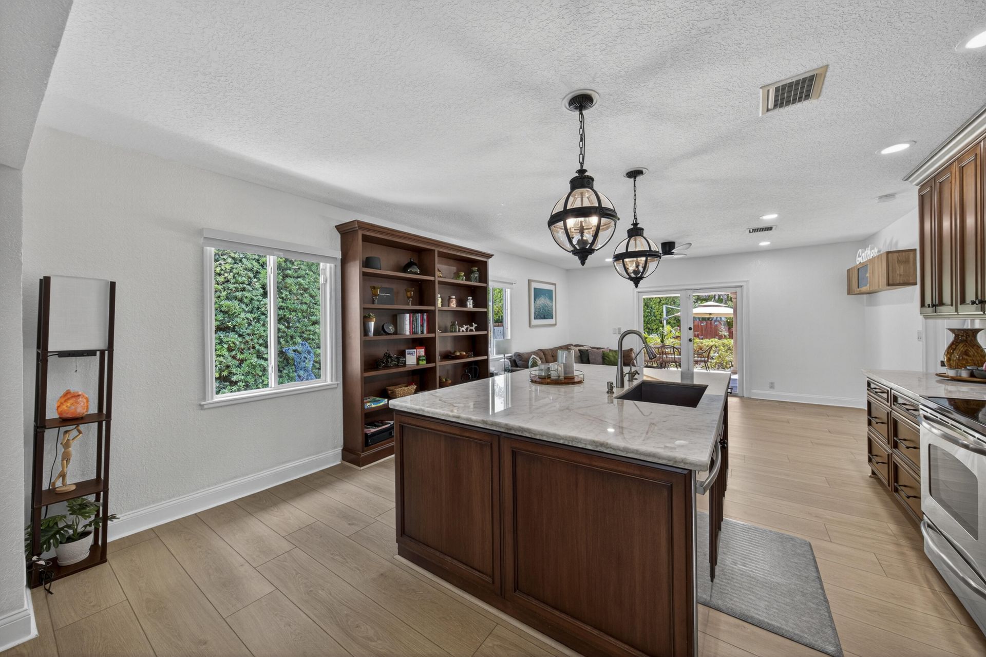 510 NE 8th Avenue, Fort Lauderdale, FL 33301 Photo