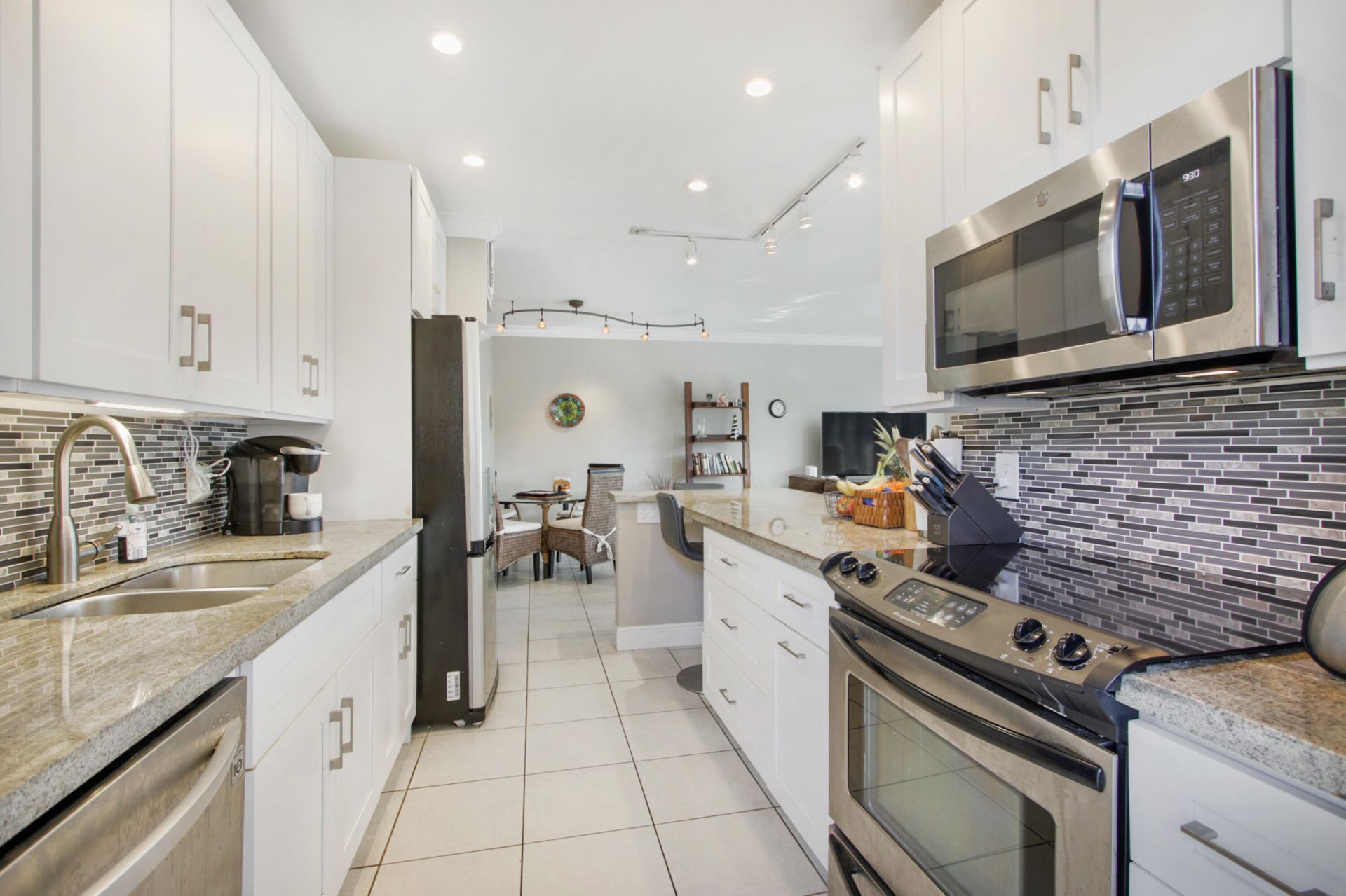 180 Isle Of Venice Drive, Unit 222, Fort Lauderdale, FL 33301 Photo