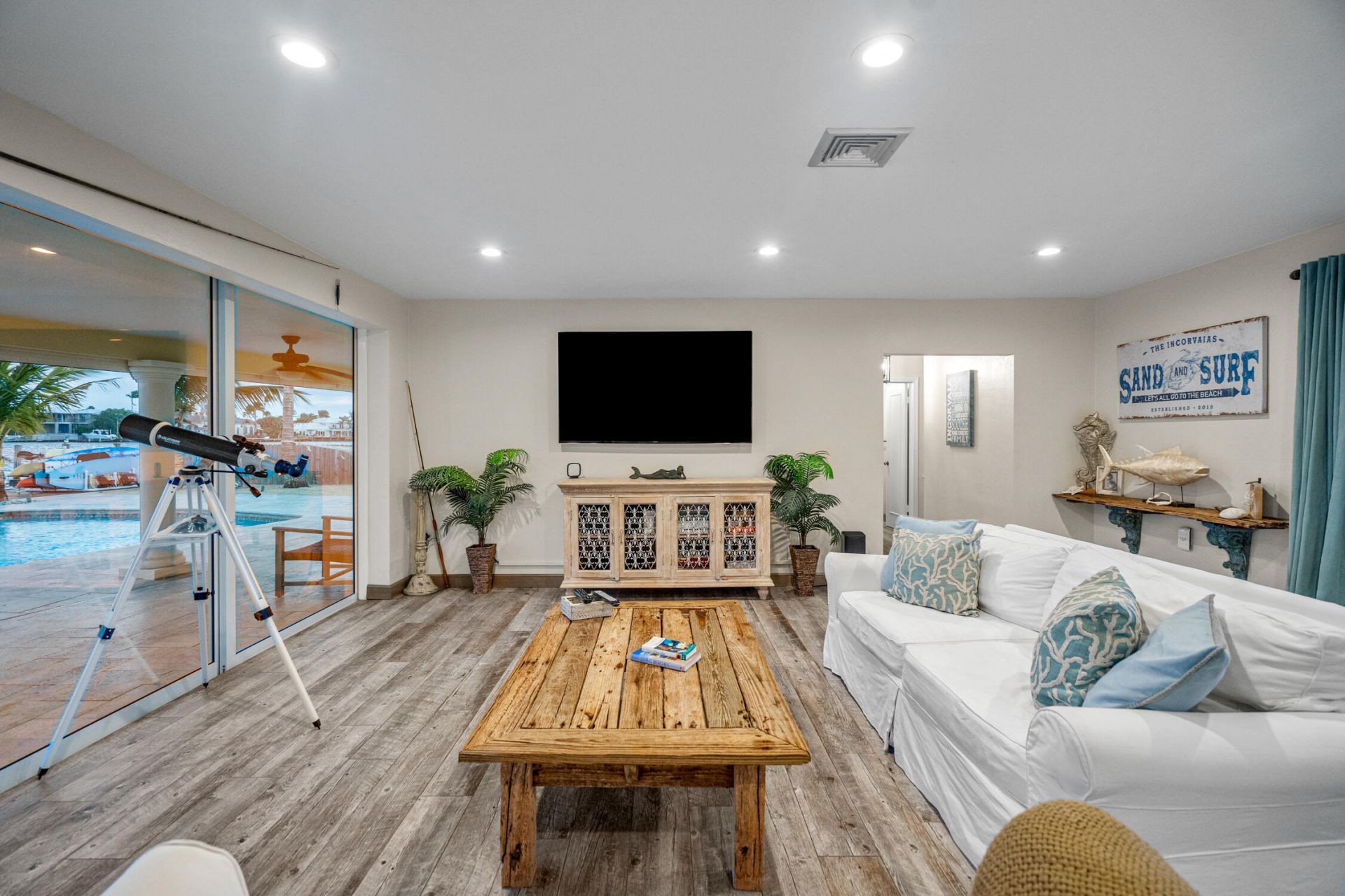 844 East Drive, Boynton Beach, FL 33435 Photo