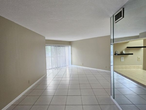 1950 N Congress Avenue, Unit 210, West Palm Beach, FL 33401