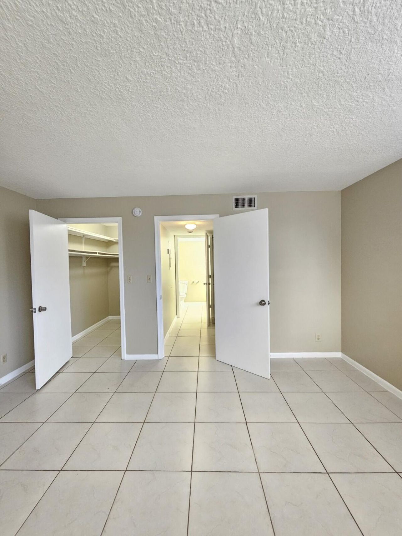 1950 N Congress Avenue, Unit 210, West Palm Beach, FL 33401 Photo