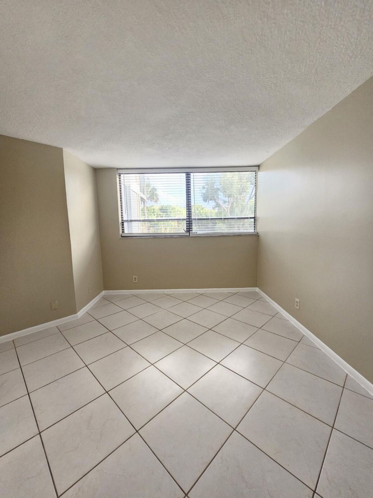 1950 N Congress Avenue, Unit 210, West Palm Beach, FL 33401 Photo