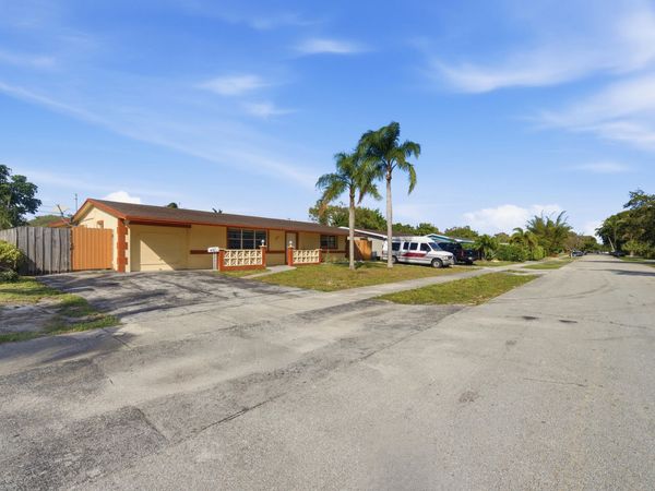 3391 SW 15th Court, Fort Lauderdale, FL 33312