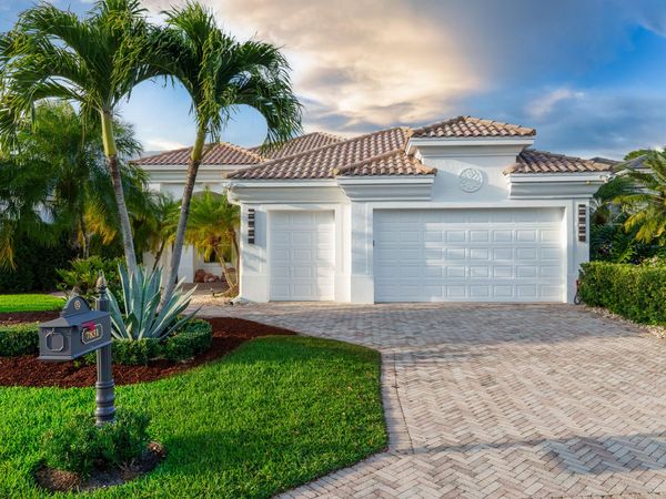 7831 Laquila Way, Delray Beach, FL 33446