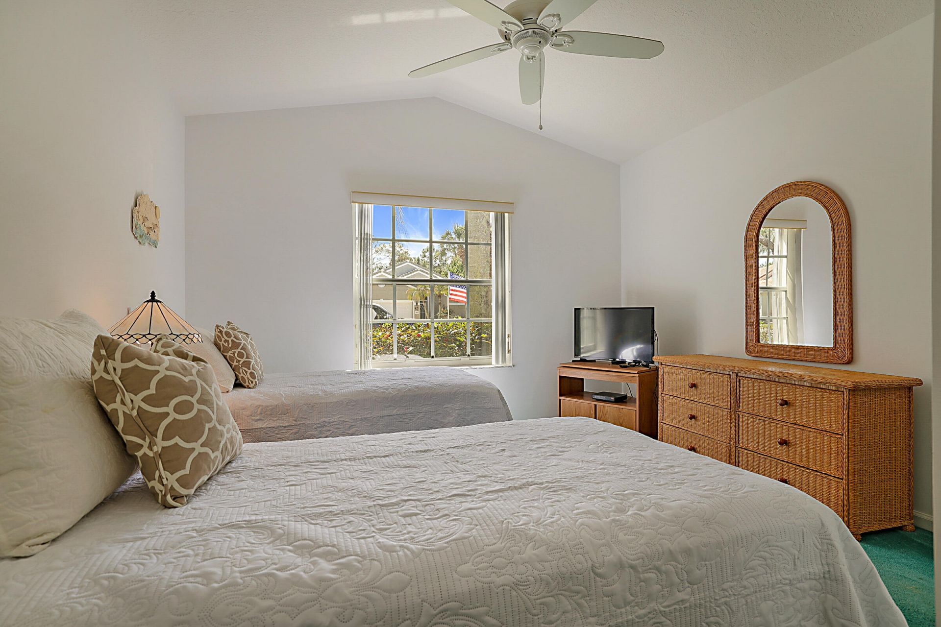 7008 SE Twin Oaks Circle, Stuart, FL 34997 Photo