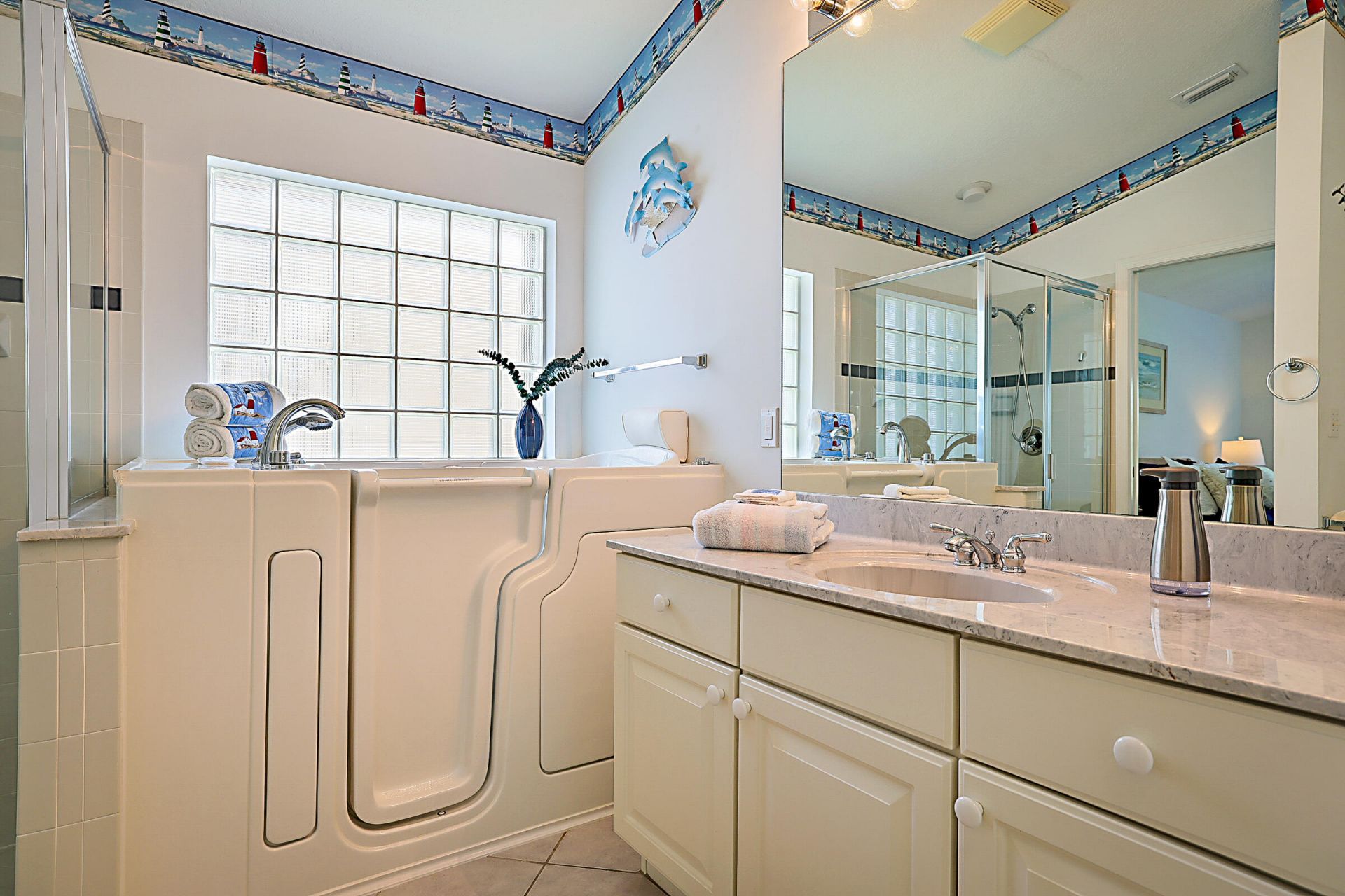 7008 SE Twin Oaks Circle, Stuart, FL 34997 Photo