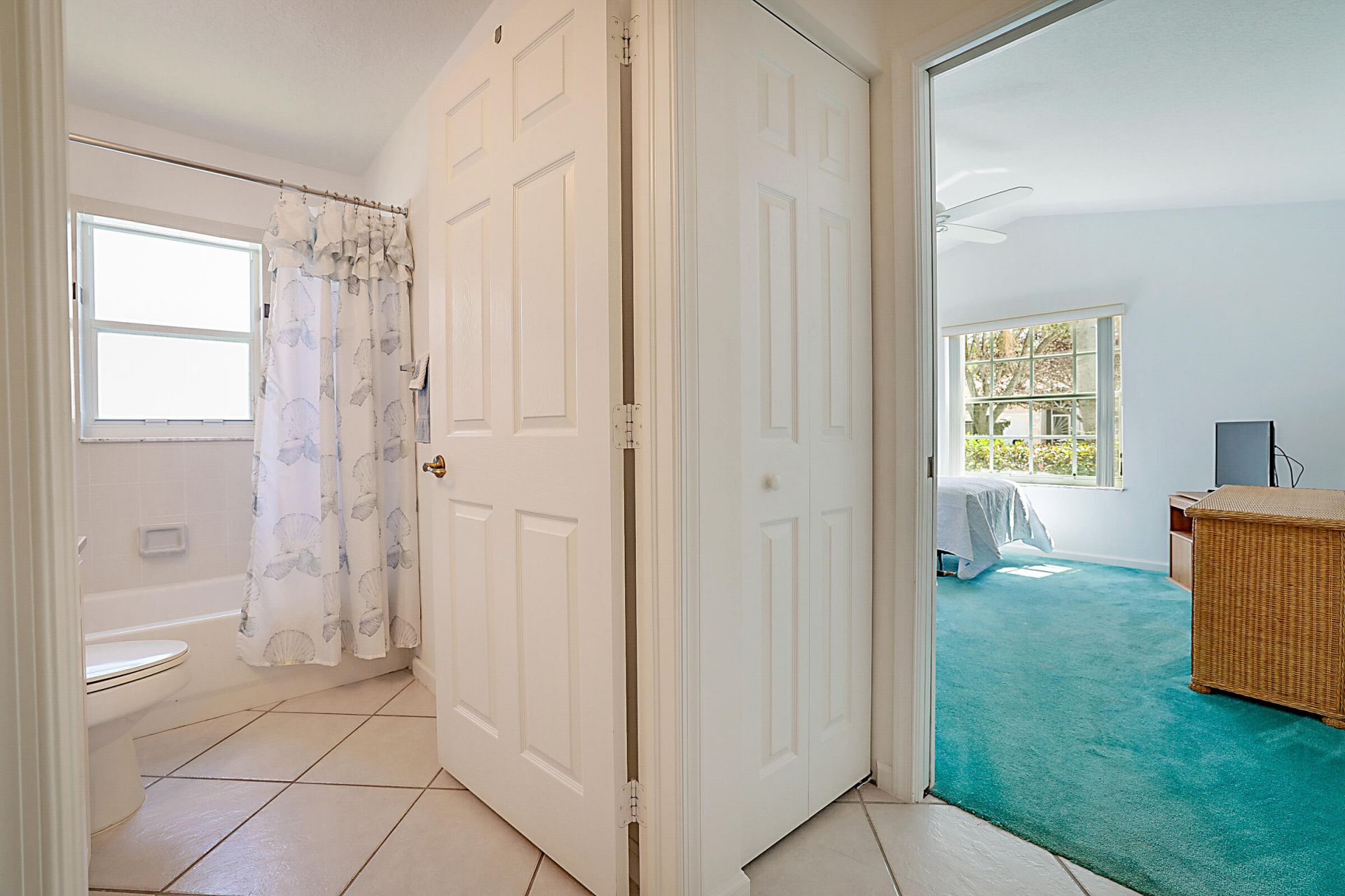 7008 SE Twin Oaks Circle, Stuart, FL 34997 Photo