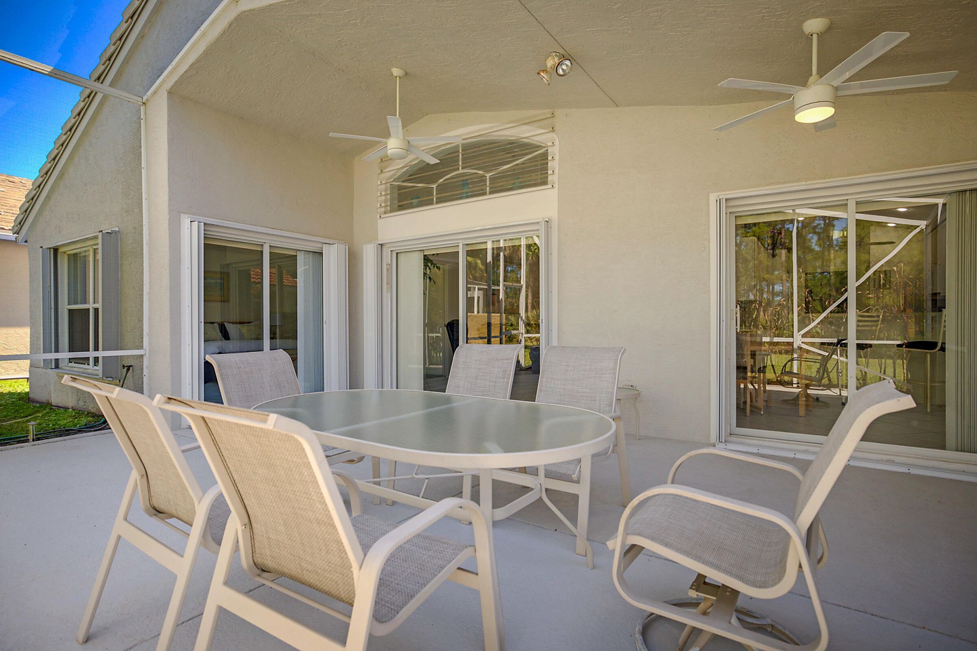 7008 SE Twin Oaks Circle, Stuart, FL 34997 Photo