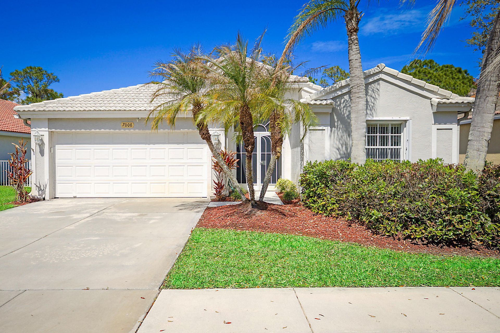 7008 SE Twin Oaks Circle, Stuart, FL 34997 Photo