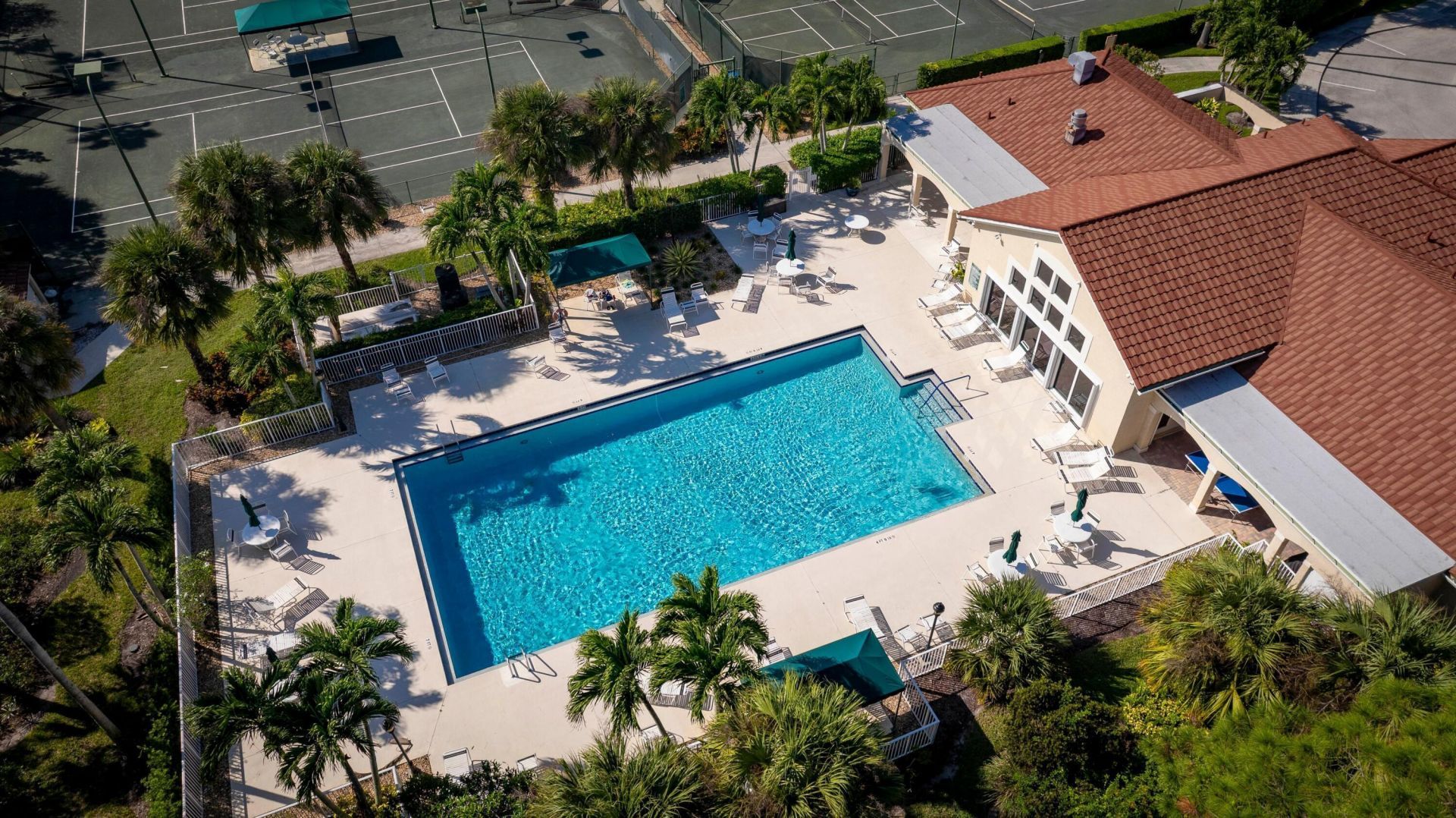 7008 SE Twin Oaks Circle, Stuart, FL 34997 Photo