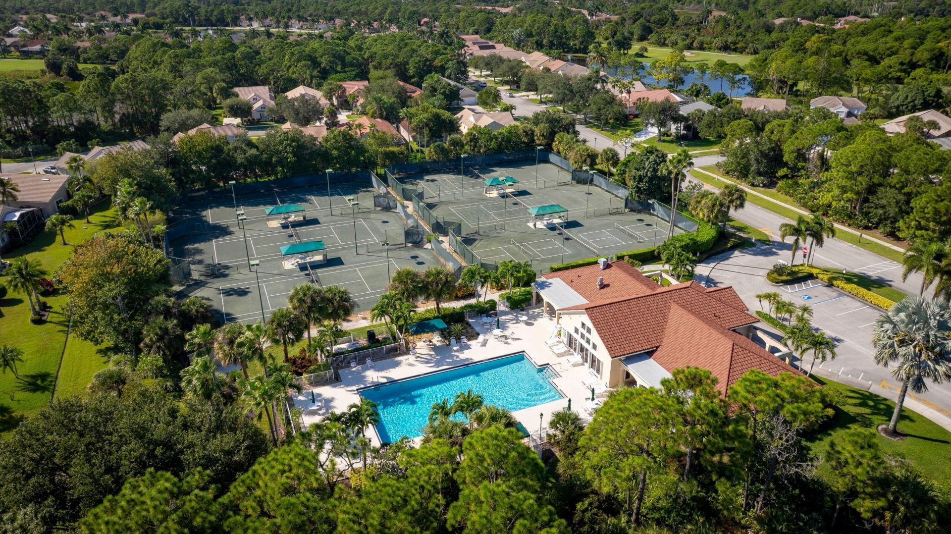 7008 SE Twin Oaks Circle, Stuart, FL 34997 Photo