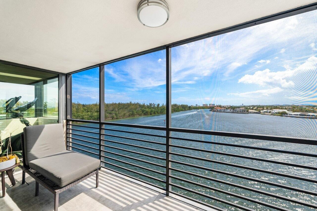 900 NE Spanish River Boulevard, Unit 7e, Boca Raton, FL 33431 Photo