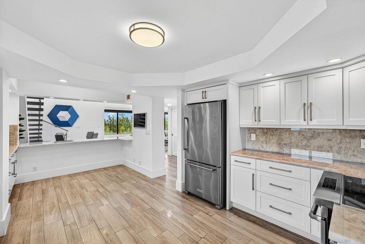 900 NE Spanish River Boulevard, Unit 7e, Boca Raton, FL 33431 Photo