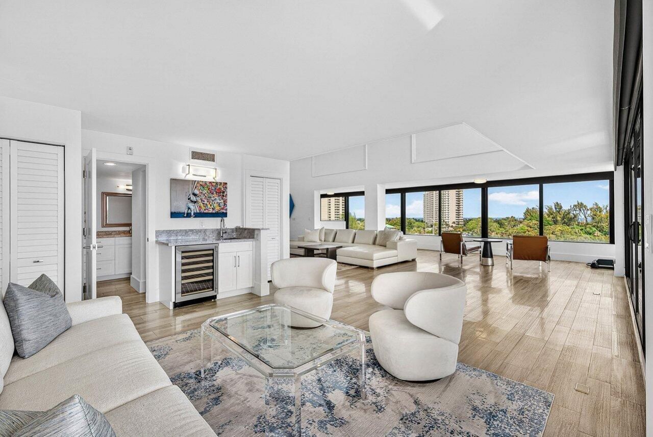 900 NE Spanish River Boulevard, Unit 7e, Boca Raton, FL 33431 Photo