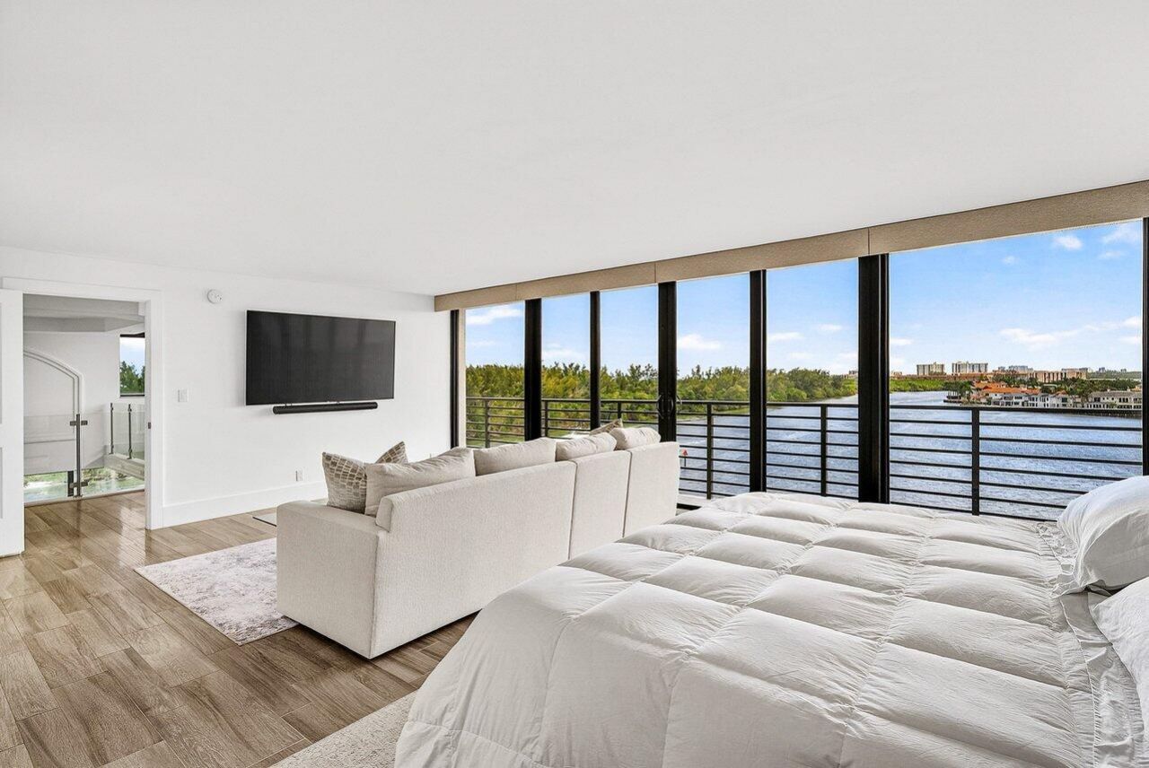 900 NE Spanish River Boulevard, Unit 7e, Boca Raton, FL 33431 Photo