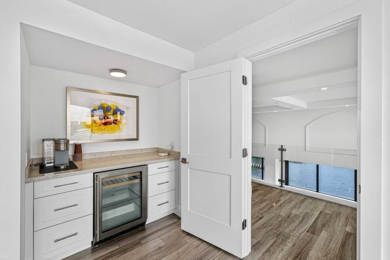 900 NE Spanish River Boulevard, Unit 7e, Boca Raton, FL 33431 Photo