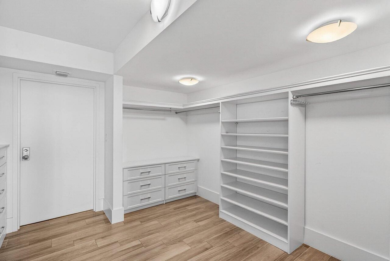 900 NE Spanish River Boulevard, Unit 7e, Boca Raton, FL 33431 Photo