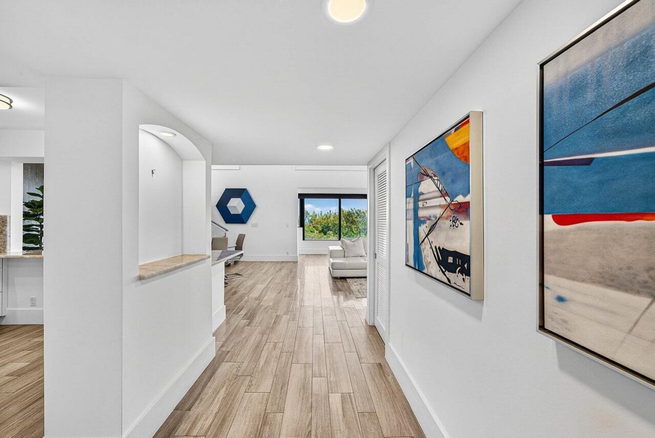 900 NE Spanish River Boulevard, Unit 7e, Boca Raton, FL 33431 Photo