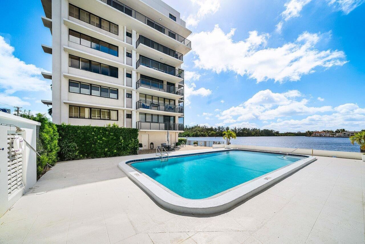 900 NE Spanish River Boulevard, Unit 7e, Boca Raton, FL 33431 Photo