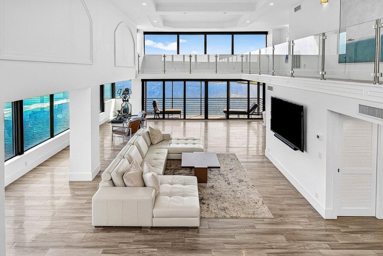 900 NE Spanish River Boulevard, Unit 7e, Boca Raton, FL 33431 Photo