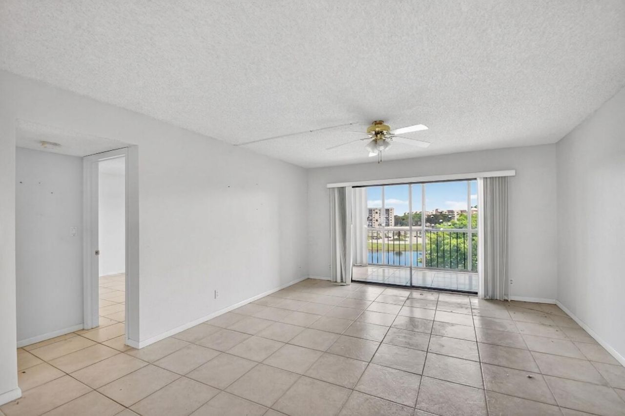 7076 Huntington Lane, Unit 503, Delray Beach, FL 33446 Photo