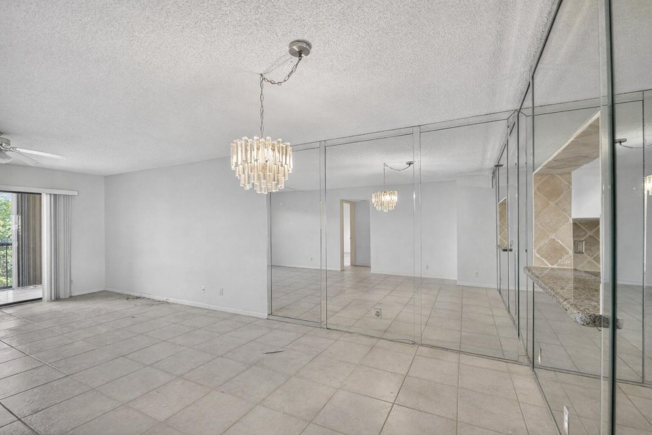 7076 Huntington Lane, Unit 503, Delray Beach, FL 33446 Photo