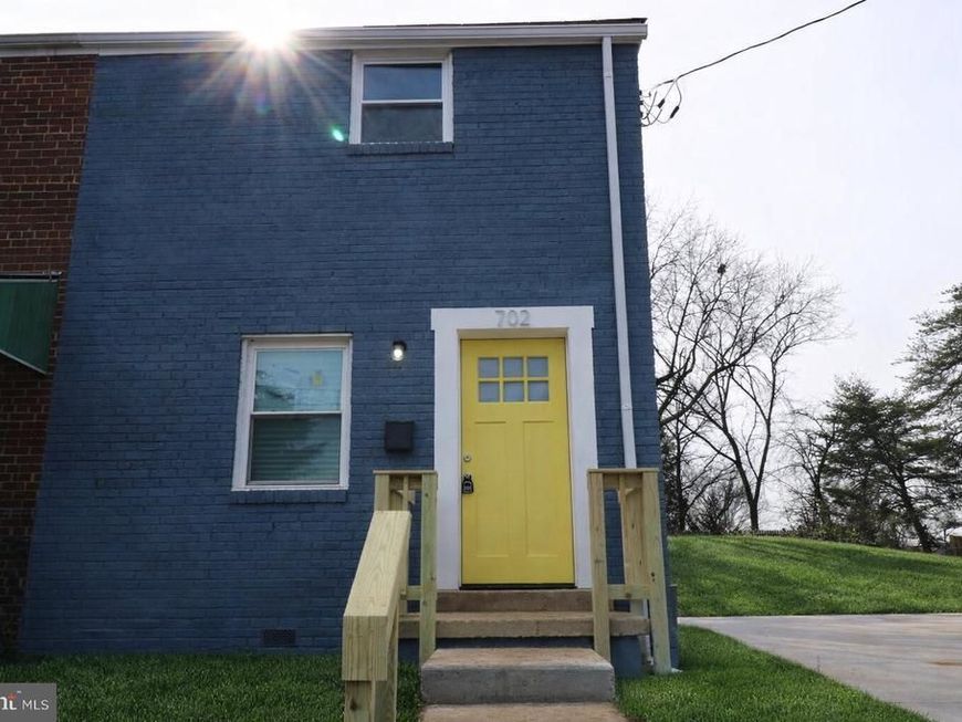 702 71st Avenue, Capitol Heights, MD 20743 Main Photo