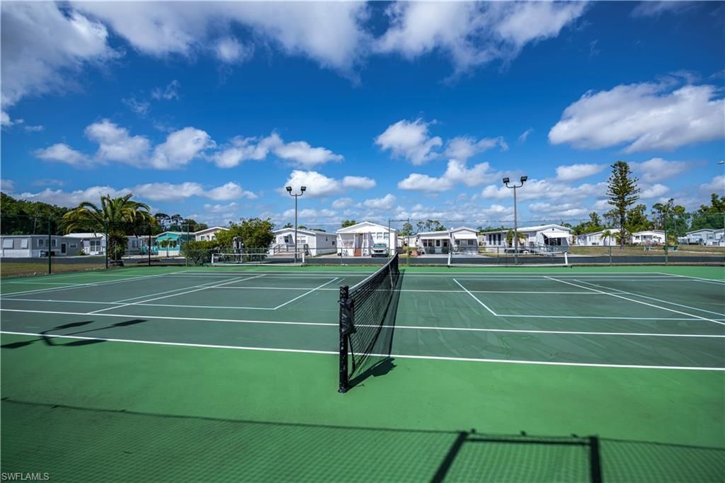 25 La Fonda Ln , North Fort Myers, FL 33903 Photo