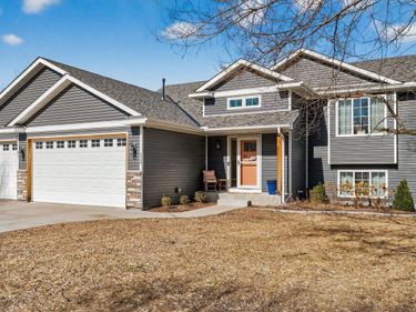 4349 218th Avenue NW, Oak Grove, MN 55303