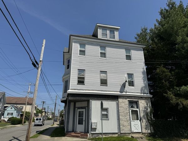 180 Richmond St, Unit 2, New Bedford, MA 02740
