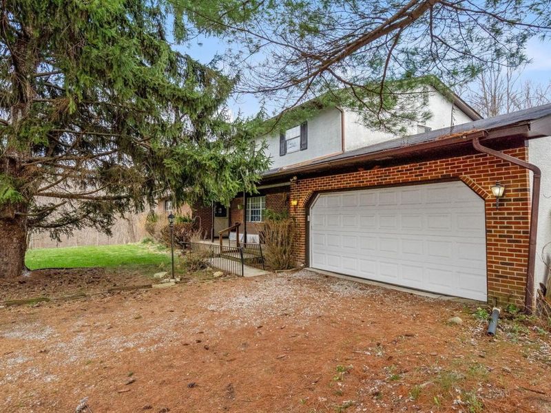 2260 Carriage Road, Powell, OH 43065 Photo 3