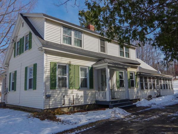 61 Pleasant Street , Dexter, ME 04930