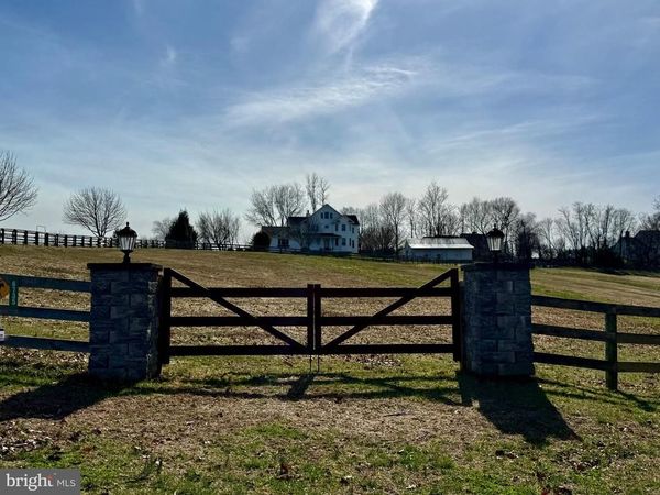 6735 BURKITTSVILLE ROAD, MIDDLETOWN, MD 21769