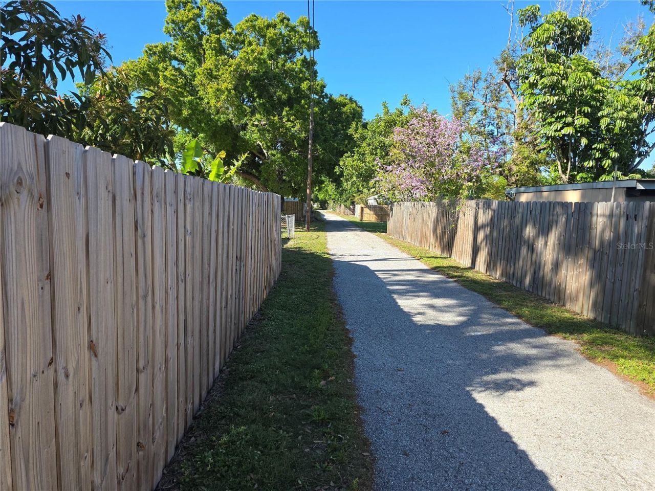 1411 29th Street W, Bradenton, FL 34205 Photo