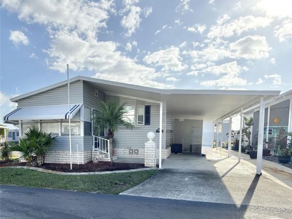 6907 AMERICANA DRIVE NE, Unit 101, ST PETERSBURG, FL 33702