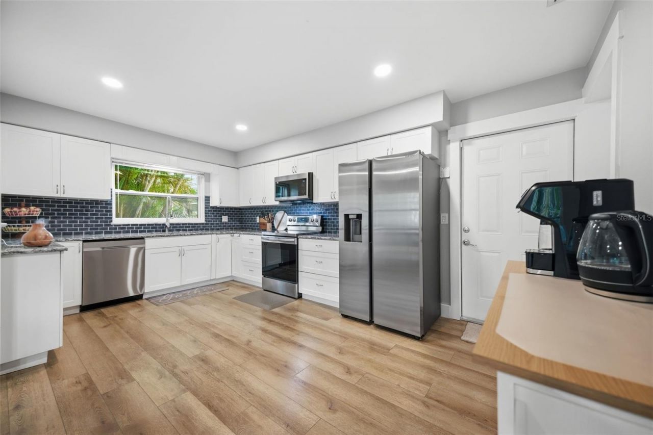 2036 W Ridge Drive, Clearwater, FL 33763 Photo