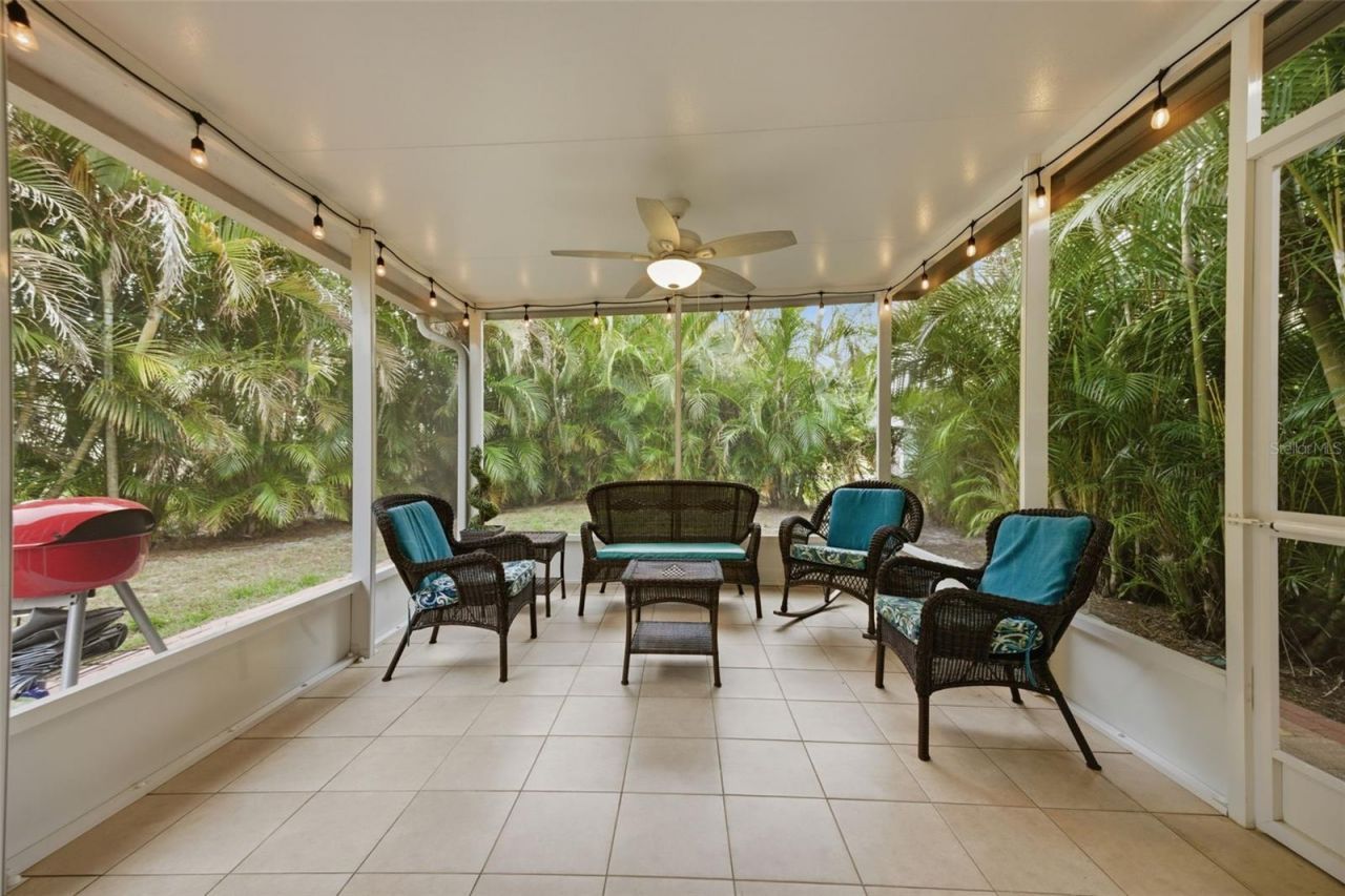 2036 W Ridge Drive, Clearwater, FL 33763 Photo