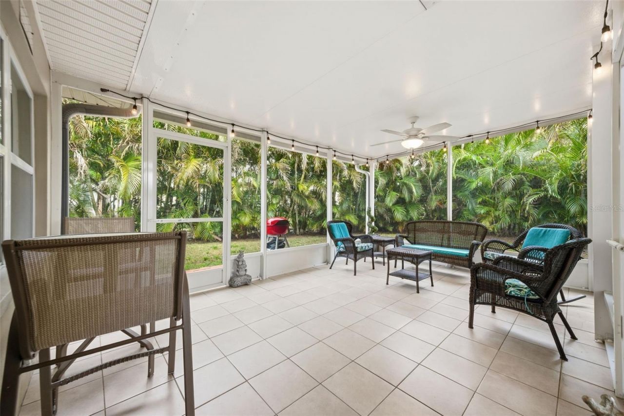 2036 W Ridge Drive, Clearwater, FL 33763 Photo